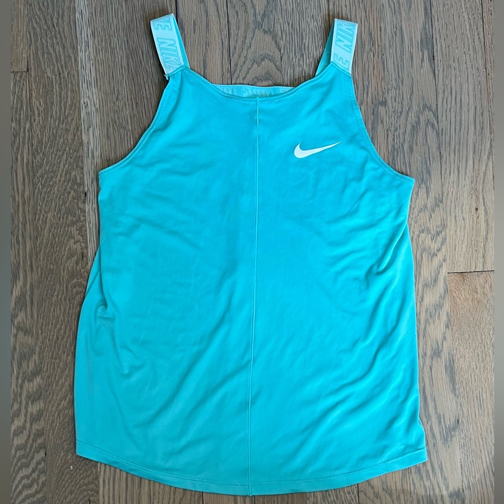 NIKE Kids' Dri-FIT Tank. TROPICAL TWIST/ COCONUT MILK. Size M (10-12).